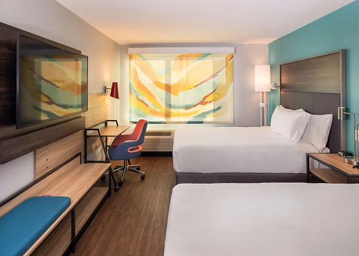Tru By Hilton Phoenix Westgate 3* Glendale
