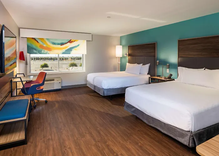 Tru By Hilton Phoenix Westgate